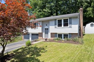 431 Tivoli Rd, Plum Boro, PA 15239