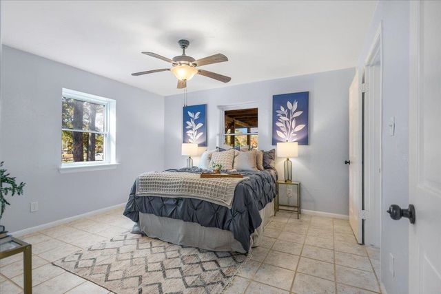 7270 E Panorama Dr, Frankston, TX 75763