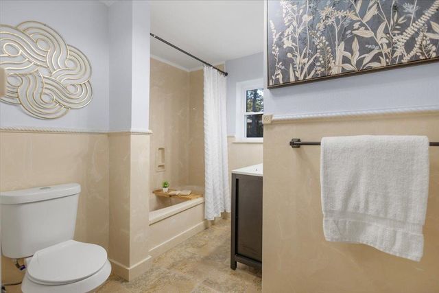 7270 E Panorama Dr, Frankston, TX 75763