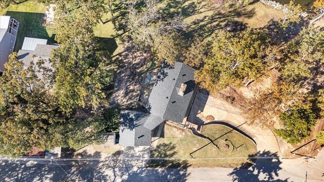 7270 E Panorama Dr, Frankston, TX 75763