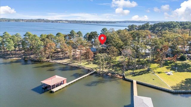 7270 E Panorama Dr, Frankston, TX 75763