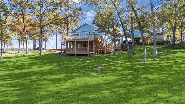 7270 E Panorama Dr, Frankston, TX 75763