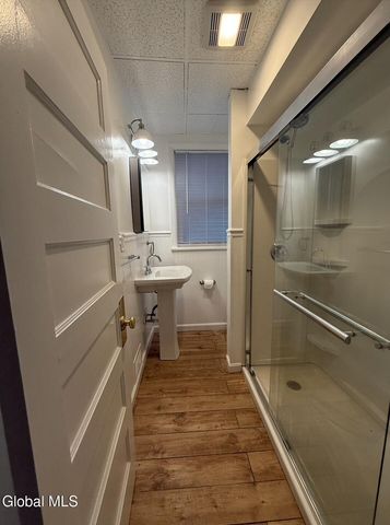 278 Manning Boulevard 1, Albany, NY 12206