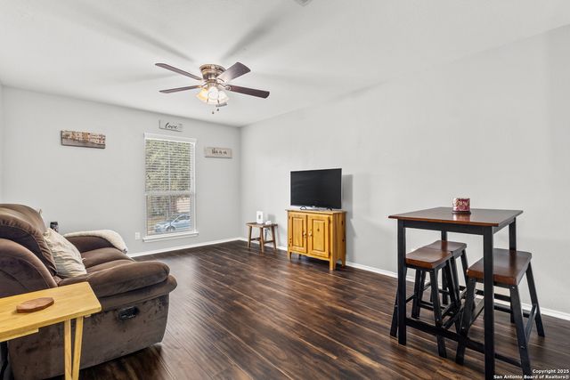 438 Rustic Stable, San Antonio, TX 78227