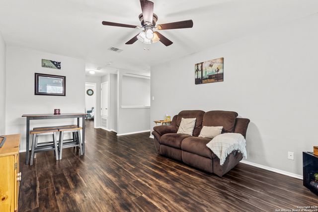 438 Rustic Stable, San Antonio, TX 78227