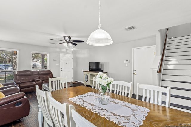 438 Rustic Stable, San Antonio, TX 78227