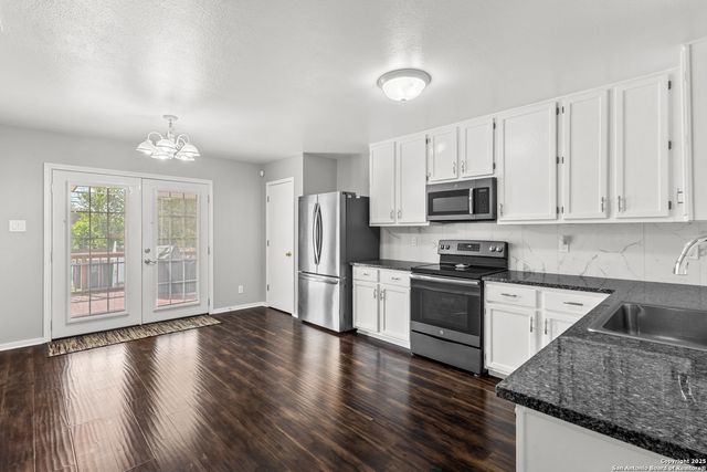 438 Rustic Stable, San Antonio, TX 78227