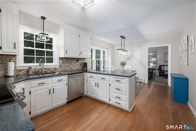 11 Cobblers Mill Road, Newtown, CT 06482