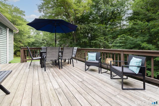11 Cobblers Mill Road, Newtown, CT 06482