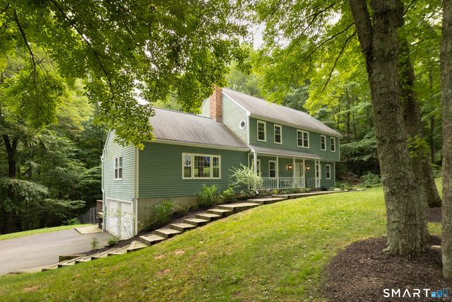 11 Cobblers Mill Road, Newtown, CT 06482