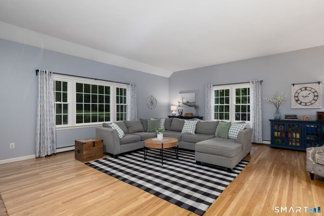 11 Cobblers Mill Road, Newtown, CT 06482
