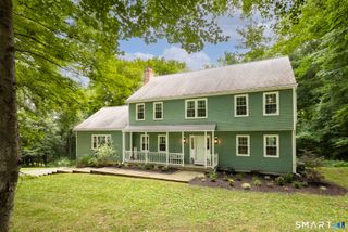 11 Cobblers Mill Road, Newtown, CT 06482