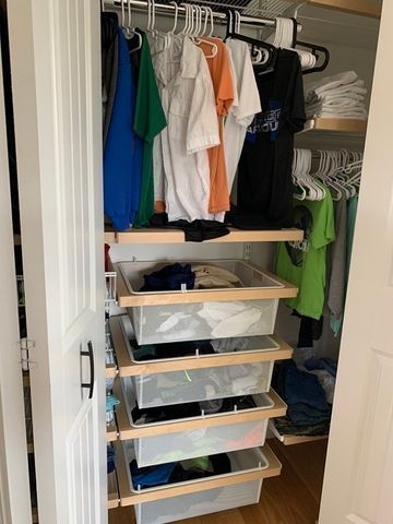 196 South A, Weston, MA 02493