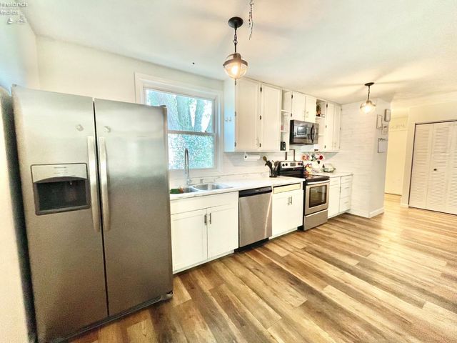 309 Brinker Street, Bellevue, OH 44811