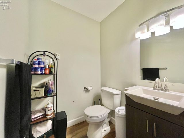 309 Brinker Street, Bellevue, OH 44811
