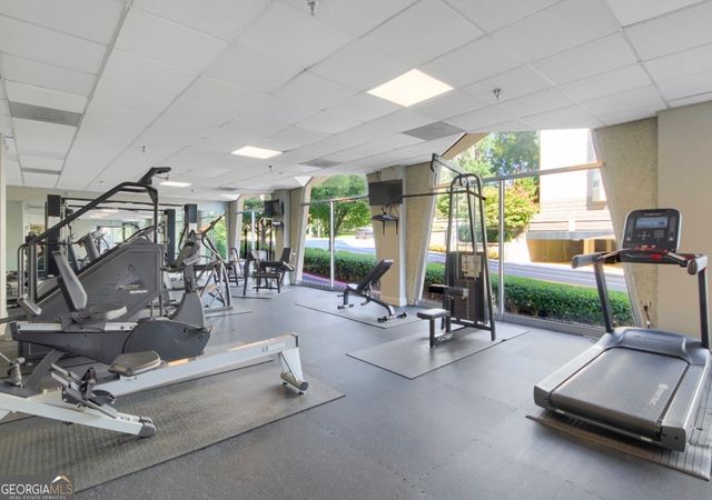 2479 Peachtree Road NE, Atlanta, GA 30305