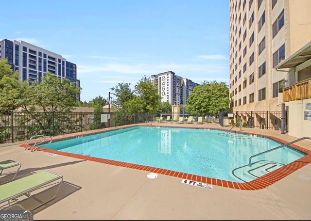 2479 Peachtree Road NE, Atlanta, GA 30305