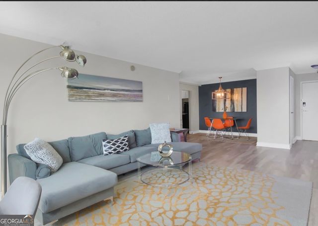 2479 Peachtree Road NE, Atlanta, GA 30305