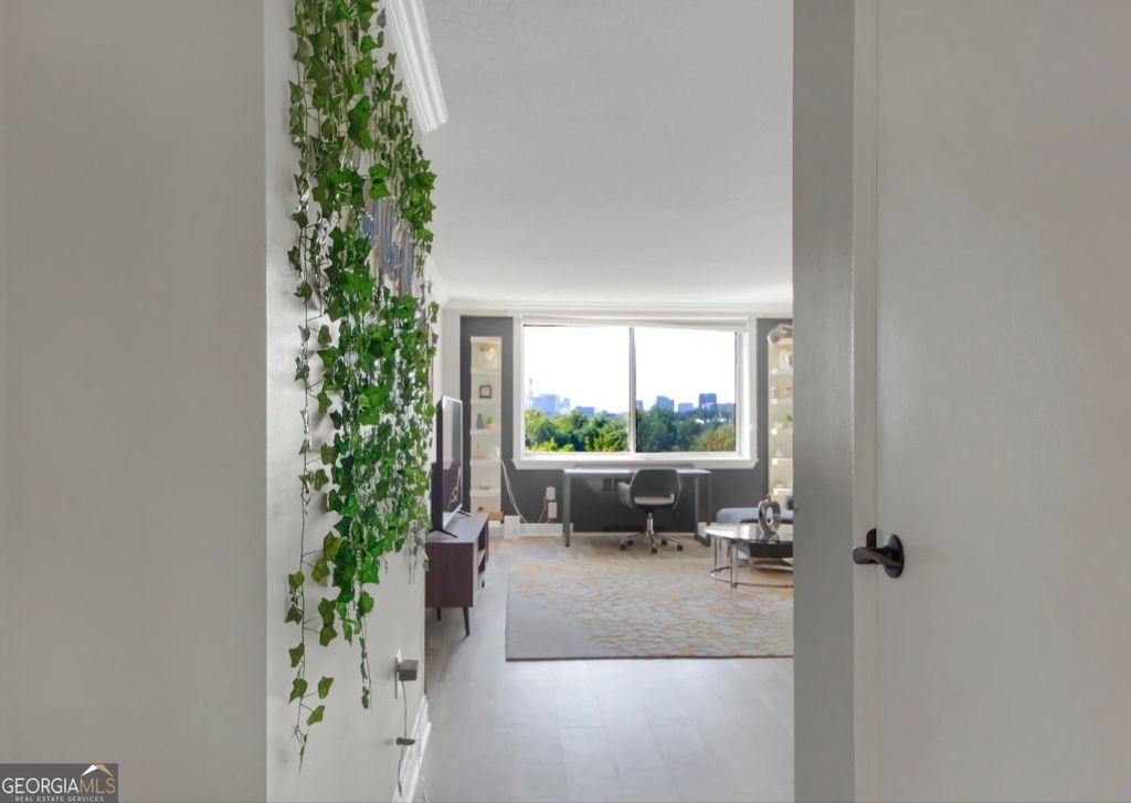 2479 Peachtree Road NE, Atlanta, GA 30305