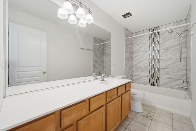 402 Marshall Ash Street, Bolingbrook, IL 60490