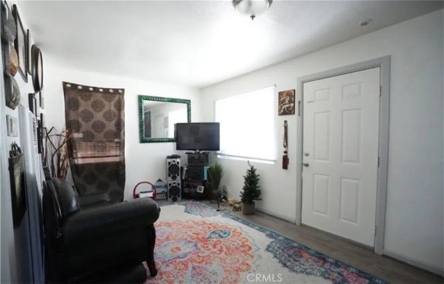 1144 W 85th, Los Angeles, CA 90044