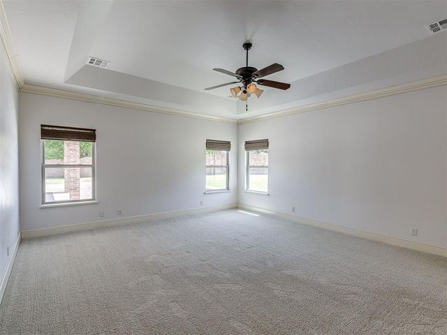 12325 Carriage Way, Oklahoma City, OK 73142