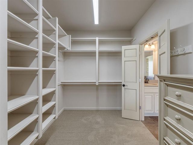 12325 Carriage Way, Oklahoma City, OK 73142