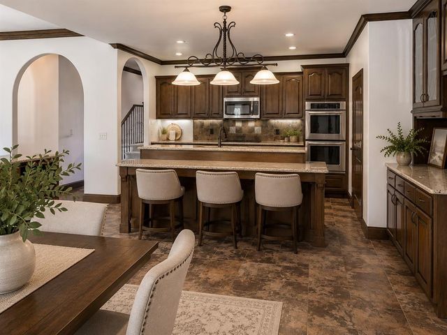 12325 Carriage Way, Oklahoma City, OK 73142