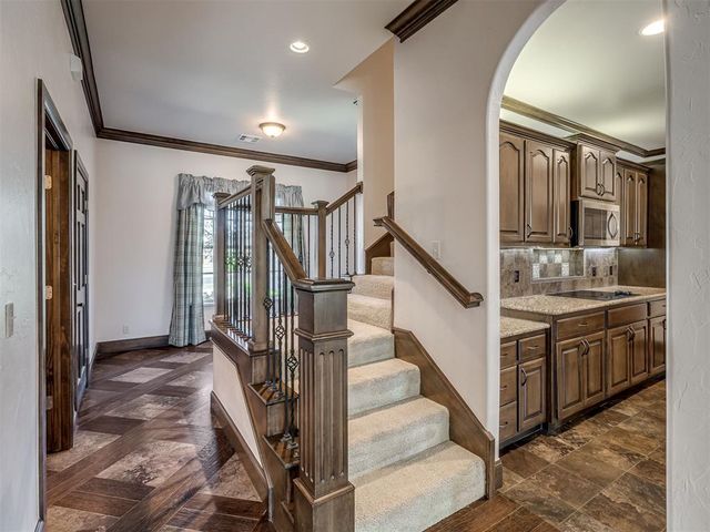 12325 Carriage Way, Oklahoma City, OK 73142