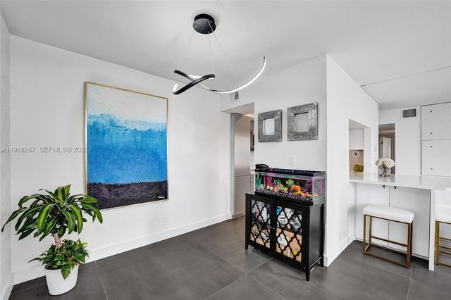 430 Golden Isles Dr 201, Hallandale Beach, FL 33009