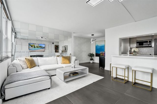 430 Golden Isles Dr 201, Hallandale Beach, FL 33009