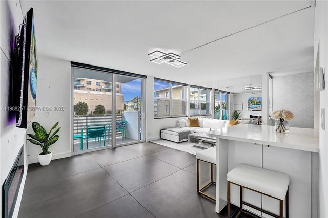 430 Golden Isles Dr 201, Hallandale Beach, FL 33009