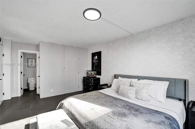 430 Golden Isles Dr 201, Hallandale Beach, FL 33009