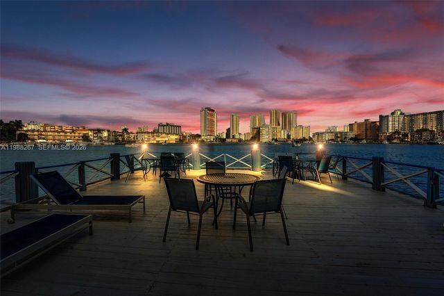 430 Golden Isles Dr 201, Hallandale Beach, FL 33009