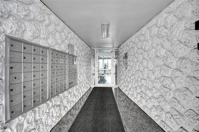 430 Golden Isles Dr 201, Hallandale Beach, FL 33009