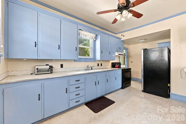 313 S Ridge Avenue, Kannapolis, NC 28083
