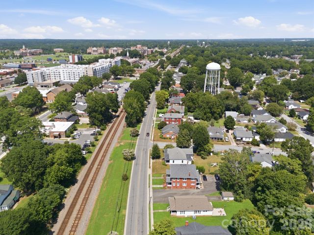 313 S Ridge Avenue, Kannapolis, NC 28083