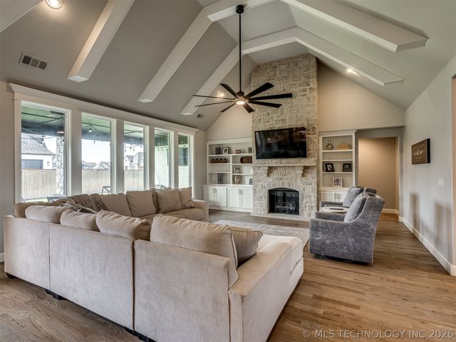 16401 S 1st West Avenue, Glenpool, OK 74033