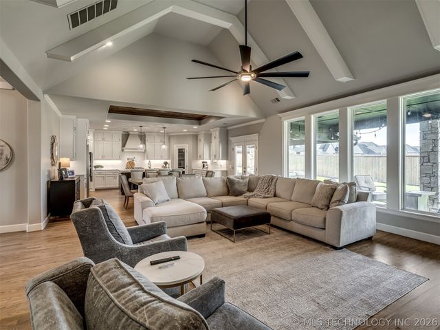 16401 S 1st West Avenue, Glenpool, OK 74033