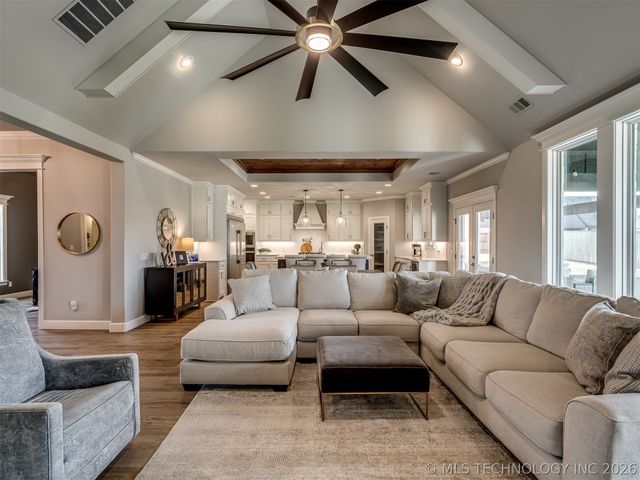 16401 S 1st West Avenue, Glenpool, OK 74033