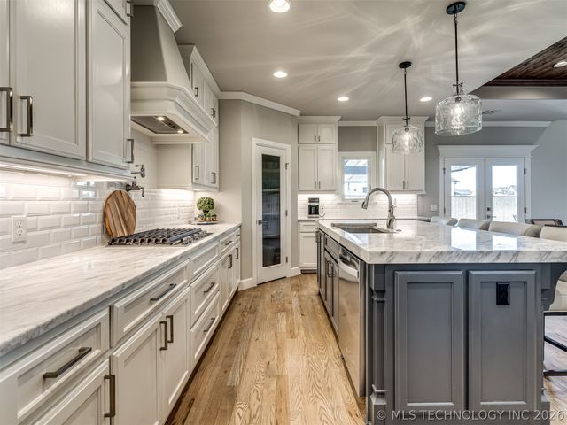 16401 S 1st West Avenue, Glenpool, OK 74033