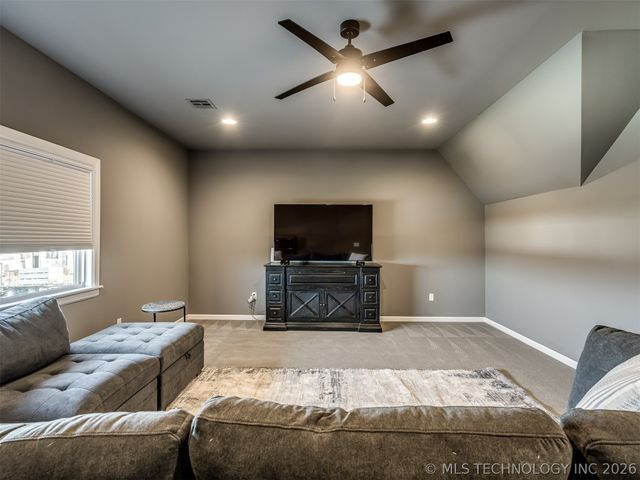 16401 S 1st West Avenue, Glenpool, OK 74033