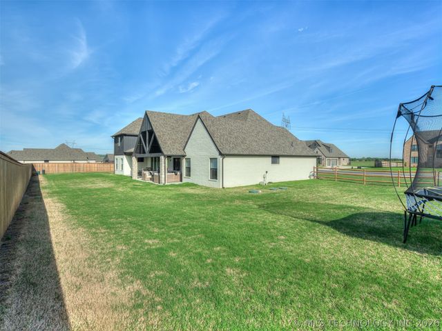 16401 S 1st West Avenue, Glenpool, OK 74033