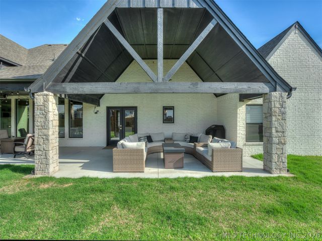 16401 S 1st West Avenue, Glenpool, OK 74033