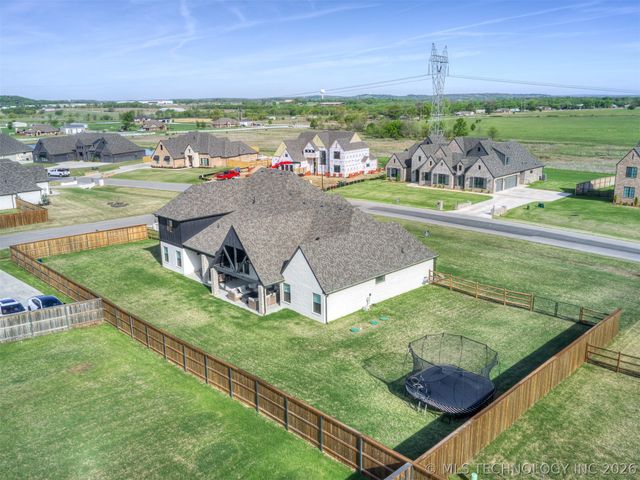 16401 S 1st West Avenue, Glenpool, OK 74033