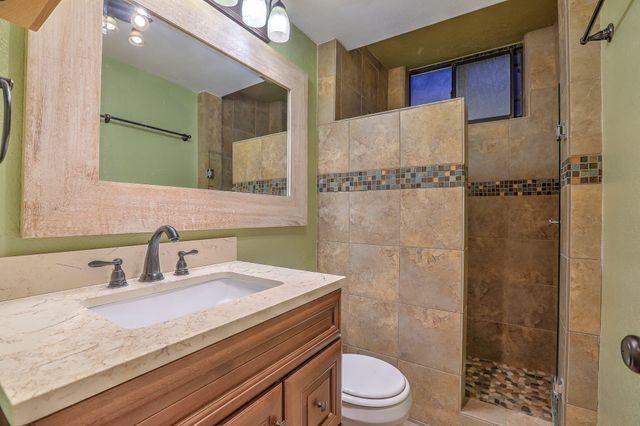 415 Amherst Drive SE, Albuquerque, NM 87106