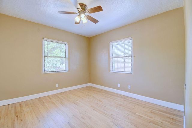 415 Amherst Drive SE, Albuquerque, NM 87106