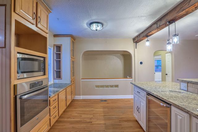 415 Amherst Drive SE, Albuquerque, NM 87106