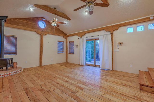 415 Amherst Drive SE, Albuquerque, NM 87106
