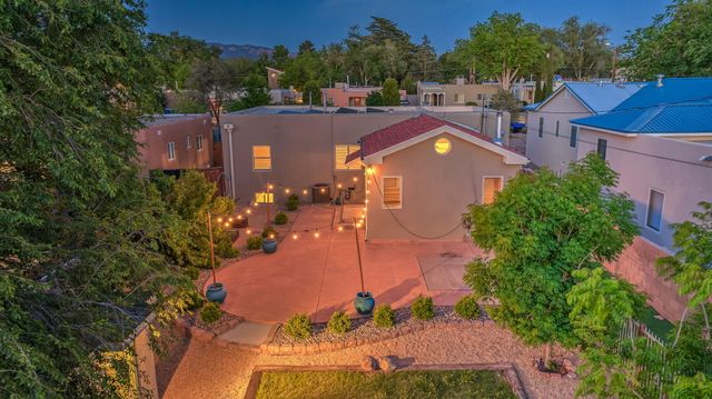 415 Amherst Drive SE, Albuquerque, NM 87106